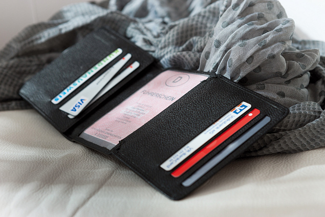 Кошелек для кредитных карт WALL STREET, черный с логотипом в Нефтекамске заказать по выгодной цене в кибермаркете AvroraStore
