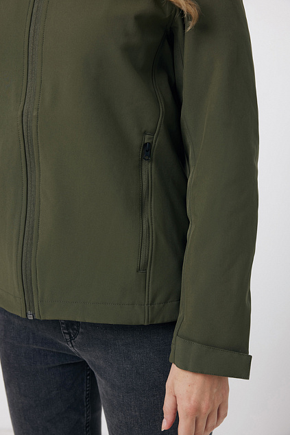 Женская куртка Iqoniq Makalu из переработанного полиэстера AWARE™, 300 г/м² с логотипом в Нефтекамске заказать по выгодной цене в кибермаркете AvroraStore