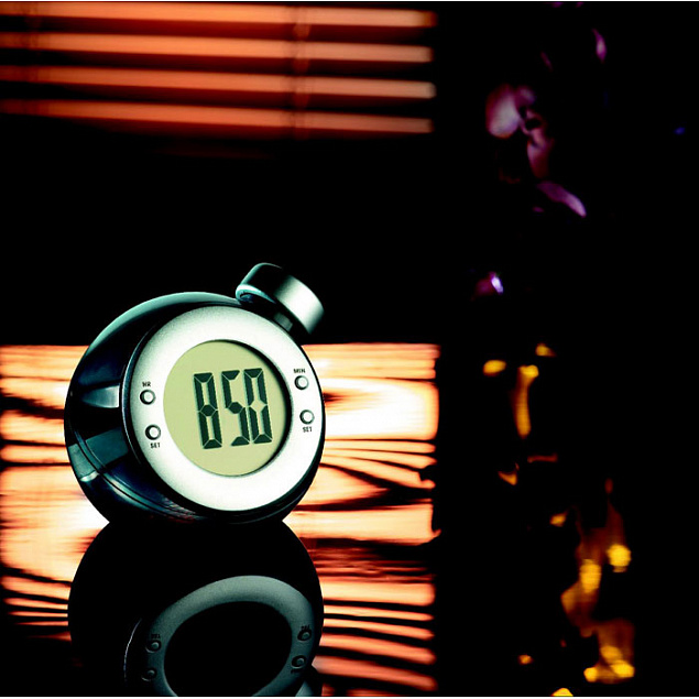 Часы настольные с логотипом в Нефтекамске заказать по выгодной цене в кибермаркете AvroraStore