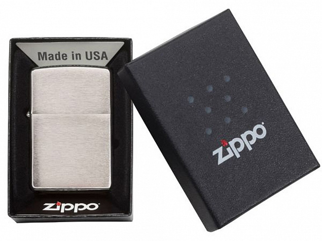Зажигалка ZIPPO Armor™ c покрытием Brushed Chrome с логотипом в Нефтекамске заказать по выгодной цене в кибермаркете AvroraStore