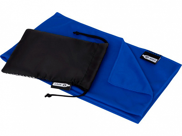 Спортивное охлаждающее полотенце Raquel из переработанного ПЭТ в мешочке, синий с логотипом в Нефтекамске заказать по выгодной цене в кибермаркете AvroraStore