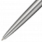 Ручка шариковая Parker Jotter XL Monochrome Grey, серебристая с логотипом в Нефтекамске заказать по выгодной цене в кибермаркете AvroraStore