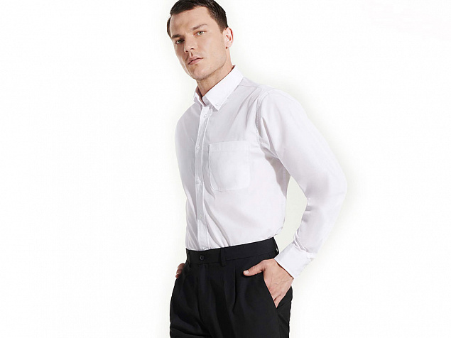 Рубашка Aifos мужская с длинным рукавом, белый с логотипом в Нефтекамске заказать по выгодной цене в кибермаркете AvroraStore