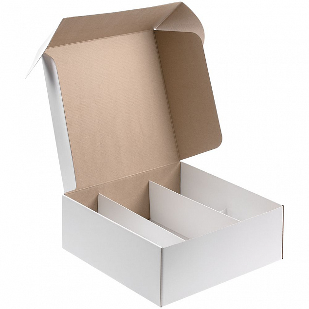 Коробка для пледа и бокалов с логотипом в Нефтекамске заказать по выгодной цене в кибермаркете AvroraStore
