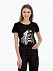 Футболка женская «Арт-рокстар. Kiss Me», черная с логотипом в Нефтекамске заказать по выгодной цене в кибермаркете AvroraStore