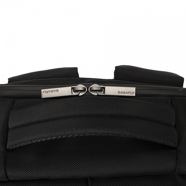 Рюкзак AXEL c RFID защитой с логотипом в Нефтекамске заказать по выгодной цене в кибермаркете AvroraStore