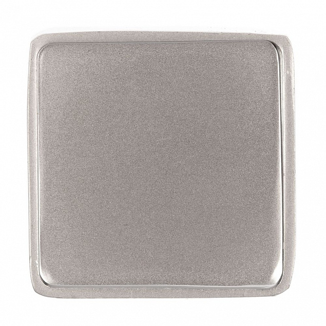 Квадратный шильдик на резинку Epoxi, матовый серебристый с логотипом в Нефтекамске заказать по выгодной цене в кибермаркете AvroraStore