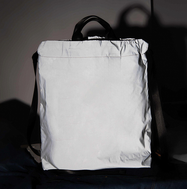 Рюкзак RUN, светоотражающий серый, 48х40см, 100% нейлон с логотипом в Нефтекамске заказать по выгодной цене в кибермаркете AvroraStore