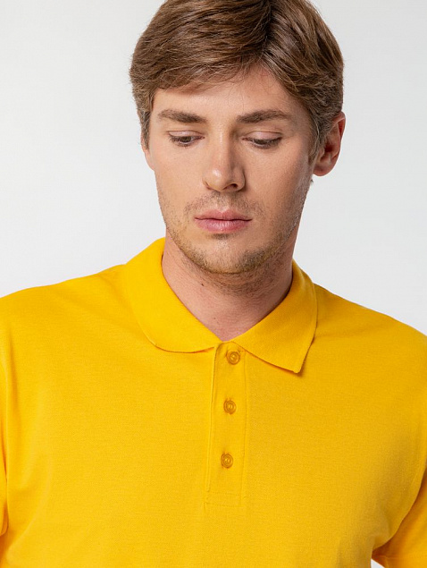 Рубашка поло мужская SUMMER 170, желтая с логотипом в Нефтекамске заказать по выгодной цене в кибермаркете AvroraStore