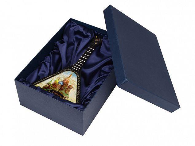 Подарочный набор Музыкальная Россия: балалайка, книга Россия с логотипом в Нефтекамске заказать по выгодной цене в кибермаркете AvroraStore