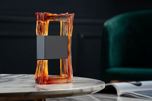 Стела Glasso Frame с логотипом в Нефтекамске заказать по выгодной цене в кибермаркете AvroraStore